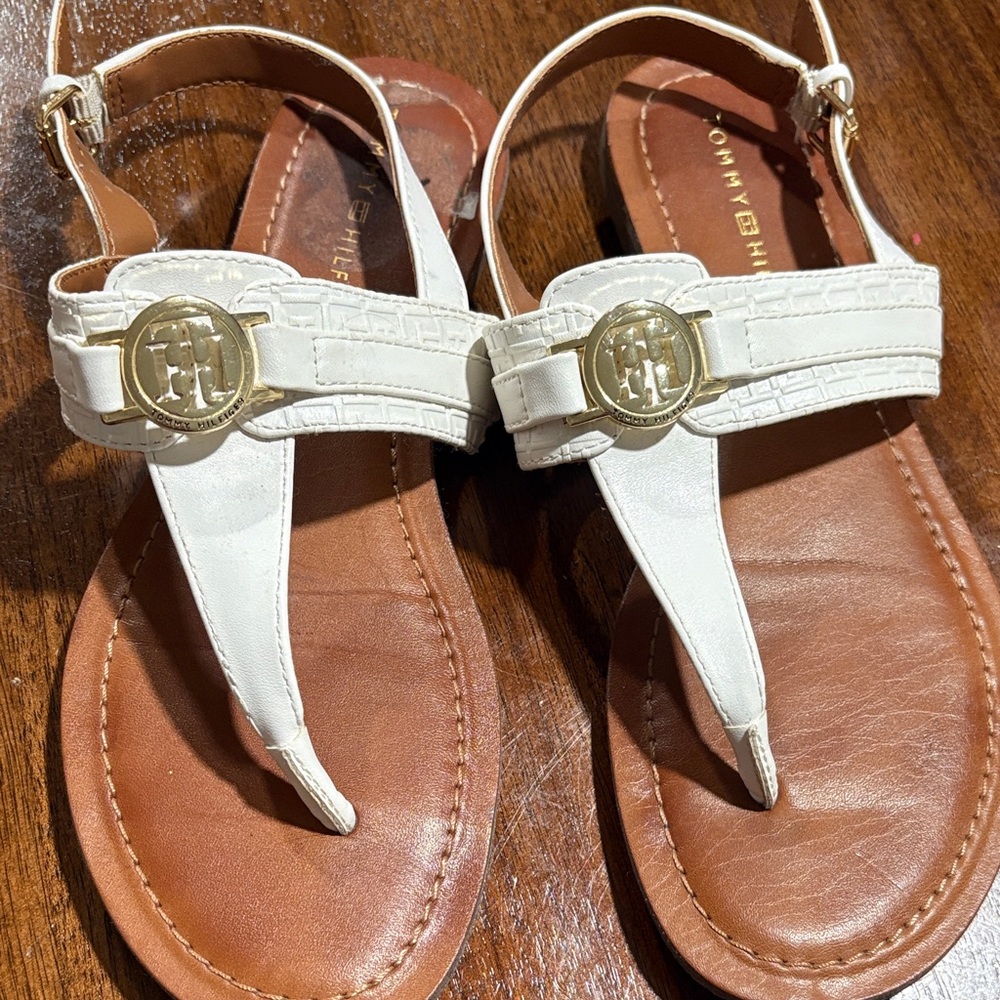 Tommy Hilfiger Women's Cream and Brown Sandals
